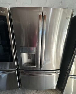 GE French Door Fridge – Stainless, Water & Ice