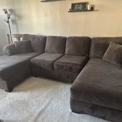 Free Sectional And Dining Table