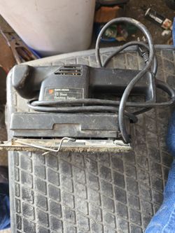 Black and decker sander