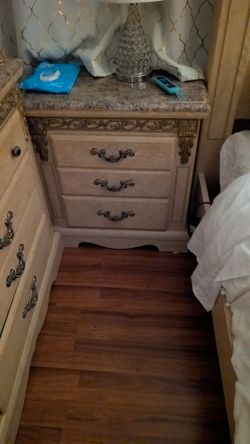 2 night stand