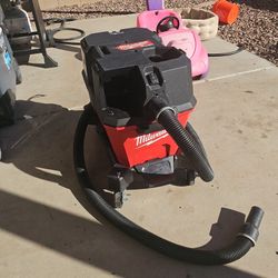 Milwuakee M18 Battery Powered Wet Dry Vac