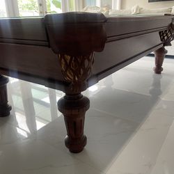 Amazing Condition Pool Table 8’ FREE DELIVERY + PRO SETUP