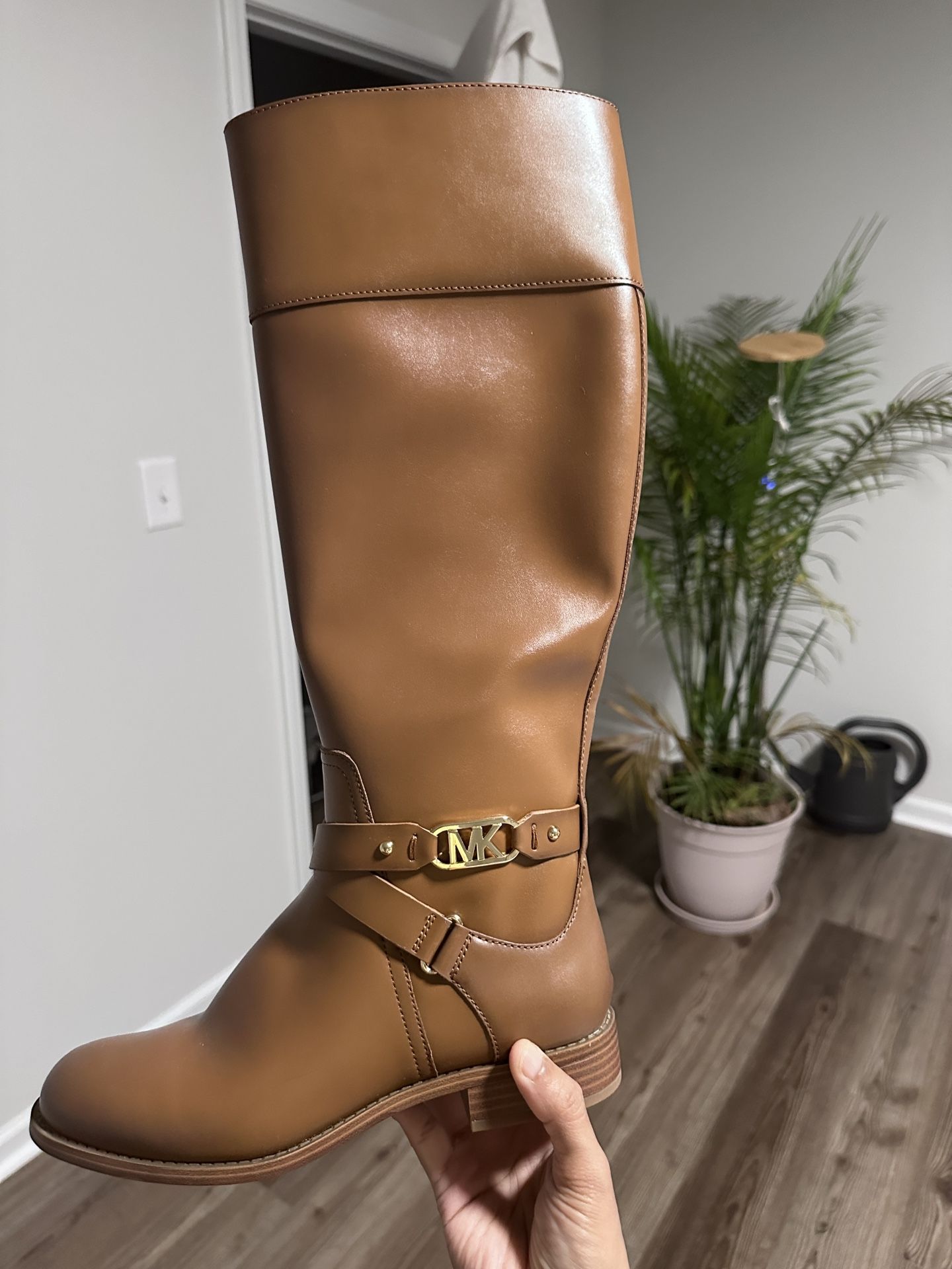 Brand New Micheal Kors Knee Length Boots 6.5