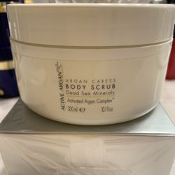 FULL SIZE Body Scrub Activated Argon Has Dead Sea Minerals In It💪🏻‼️ The Best Line Ever! 