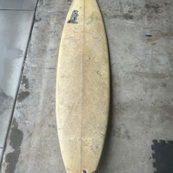 Surfboard 6’8 