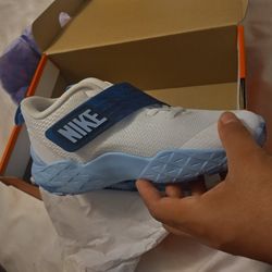 Brand New Blues Nike 