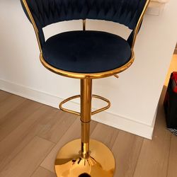 Swivel Counter Height Bar Stools with Back Set of 2,Adjustable Dining Barstools. 