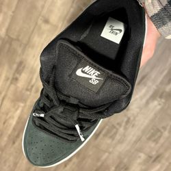 Nike SB Dunk low 10.5 