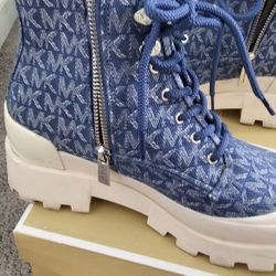 Michael Kors Boots 