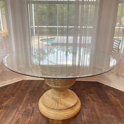 Dinning Table 