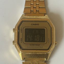 Vintage Ladies Casio Digital Watch 