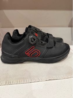 Size 10 Adidas Five Ten Kestral Pro BOA mountain bike shoes.