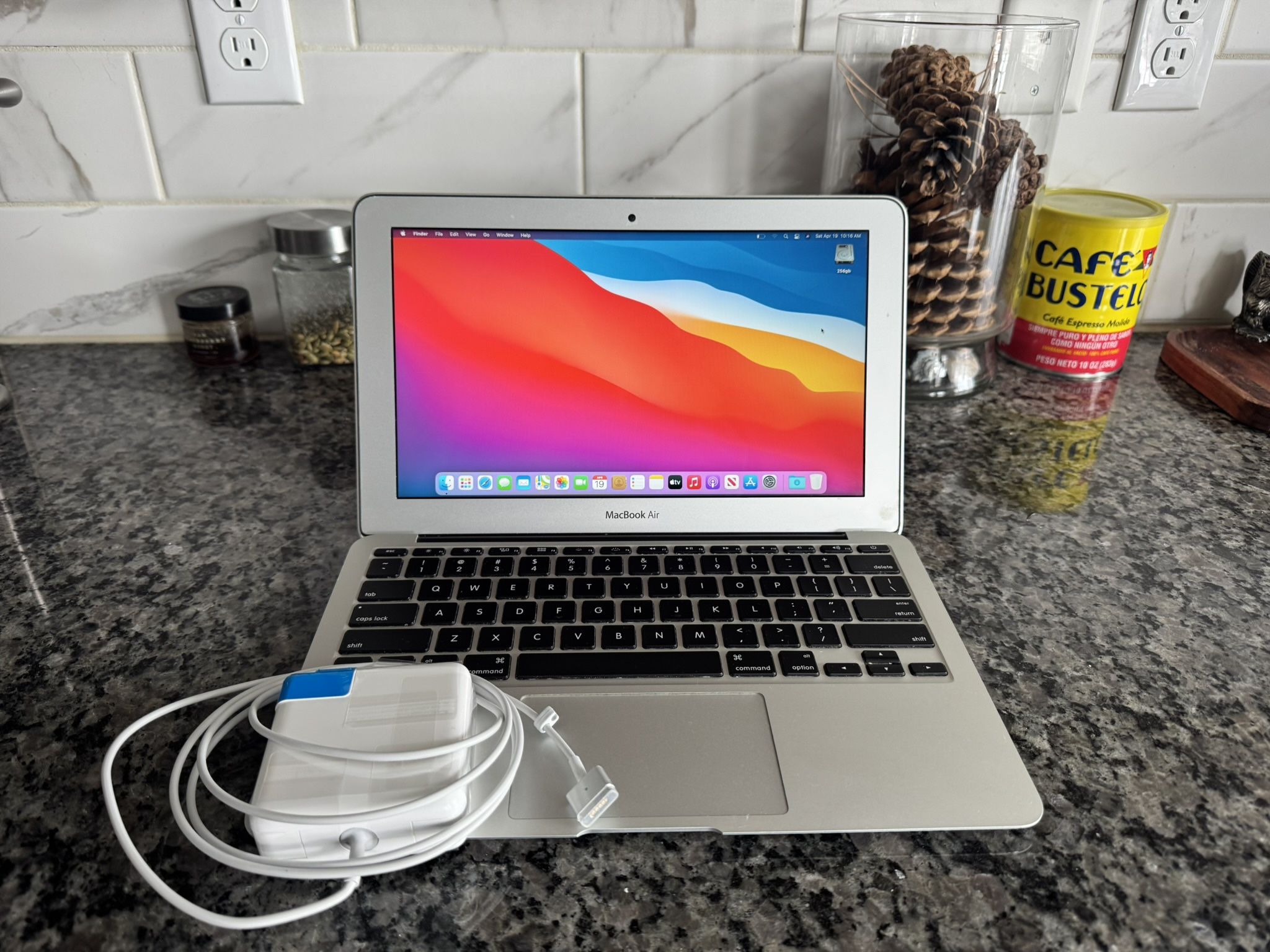 Apple MacBook Air A1464 256Gb