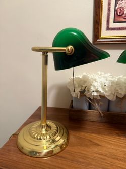 Bankers Lamp Rare Duck Bill Green Glass Shade