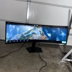 Samsung 49in Curved Gaming Display