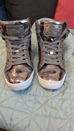 Women's size 8.5 Pastry dance shoes