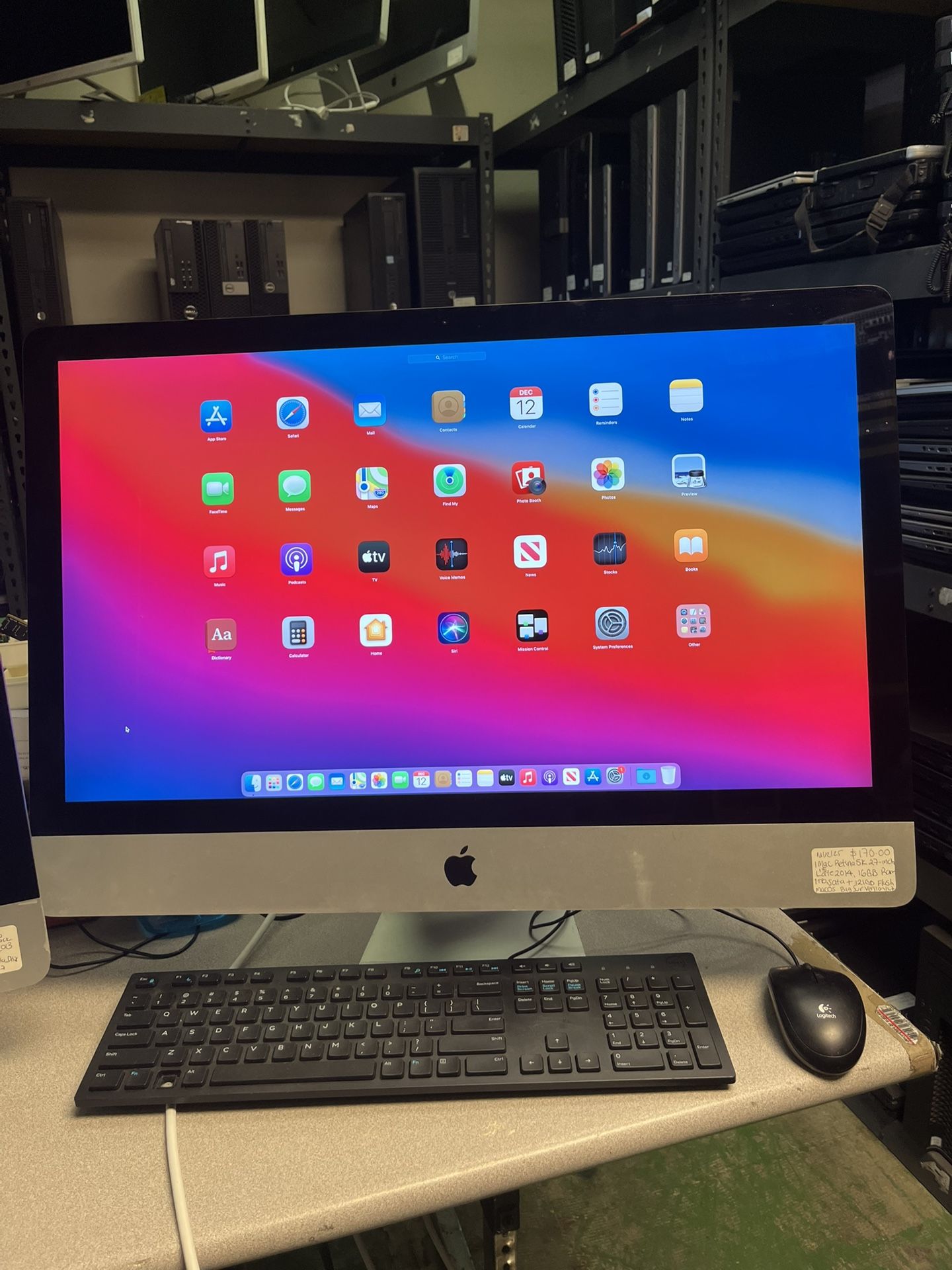 iMac retina 5k 27-inch 2014 16GB RAM 1TB SATA DISK + 121 GB FLASH DRIVE. macOS Big Sur version 11.7.1