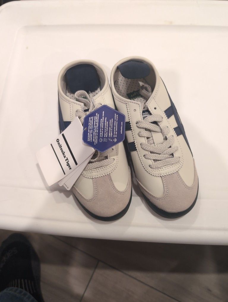 Onitsuka Tiger Shoe