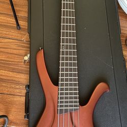 Ibanez Ergodyne EDA905 5 String Bass