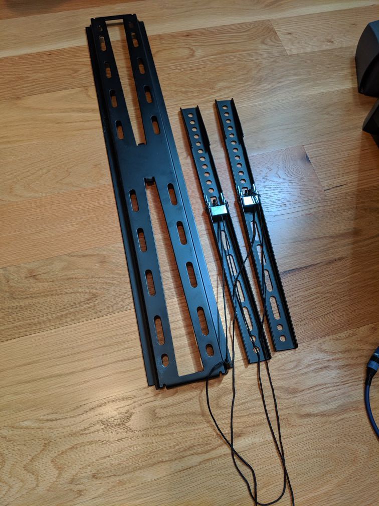 TV mount - holds up to 60 inch TV
