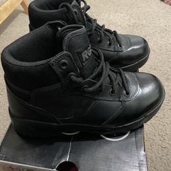 Women’s Tactical Boot Size 9