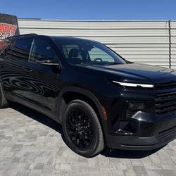 2024 Chevrolet Traverse LT