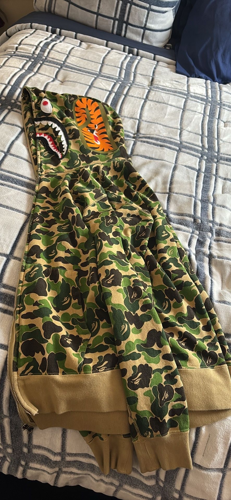 Bape Hoodie ABC Camo Shark
