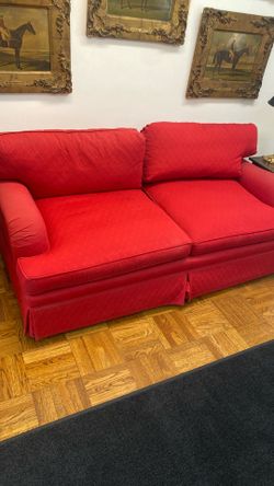 Loveseat With Two End Tables And Two Lamps 