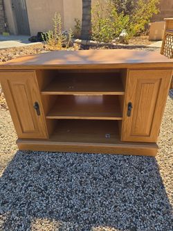Oak Corner TV Stand with Cabinet Doors