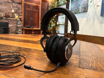 Gaming Headset - Logitech G Pro X, Detachable Mic