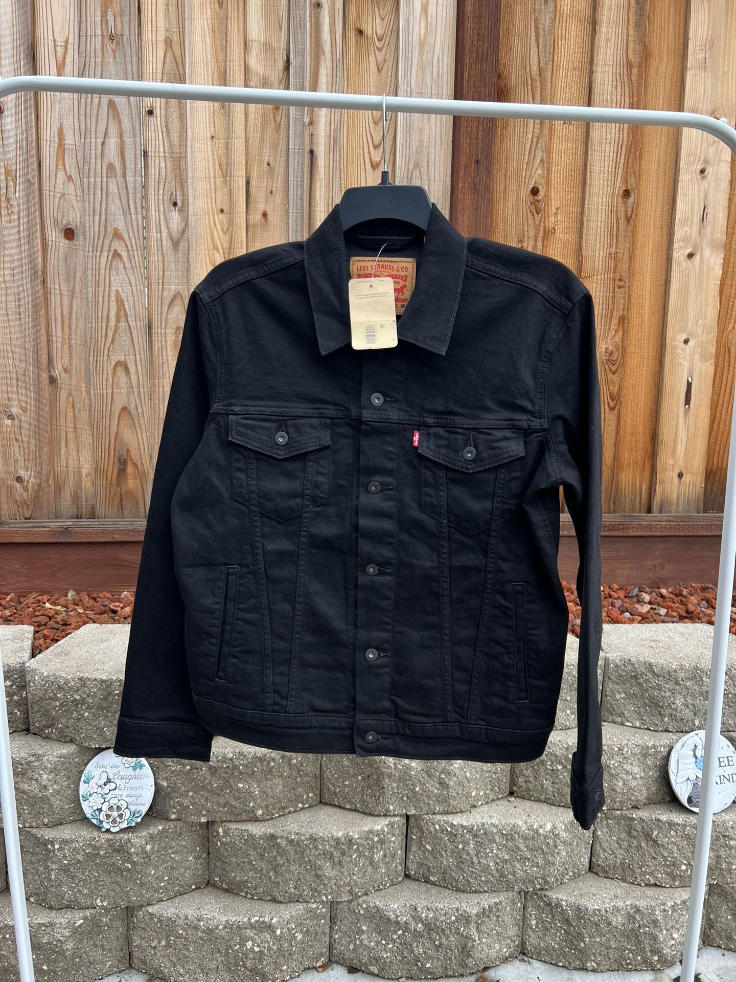 Women’s Levi’s Black Jean Jacket Size Medium