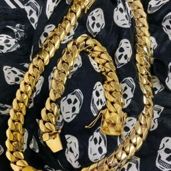 22MM Cuban Link Set 14K Gold Plated Doesn't Loses Color 