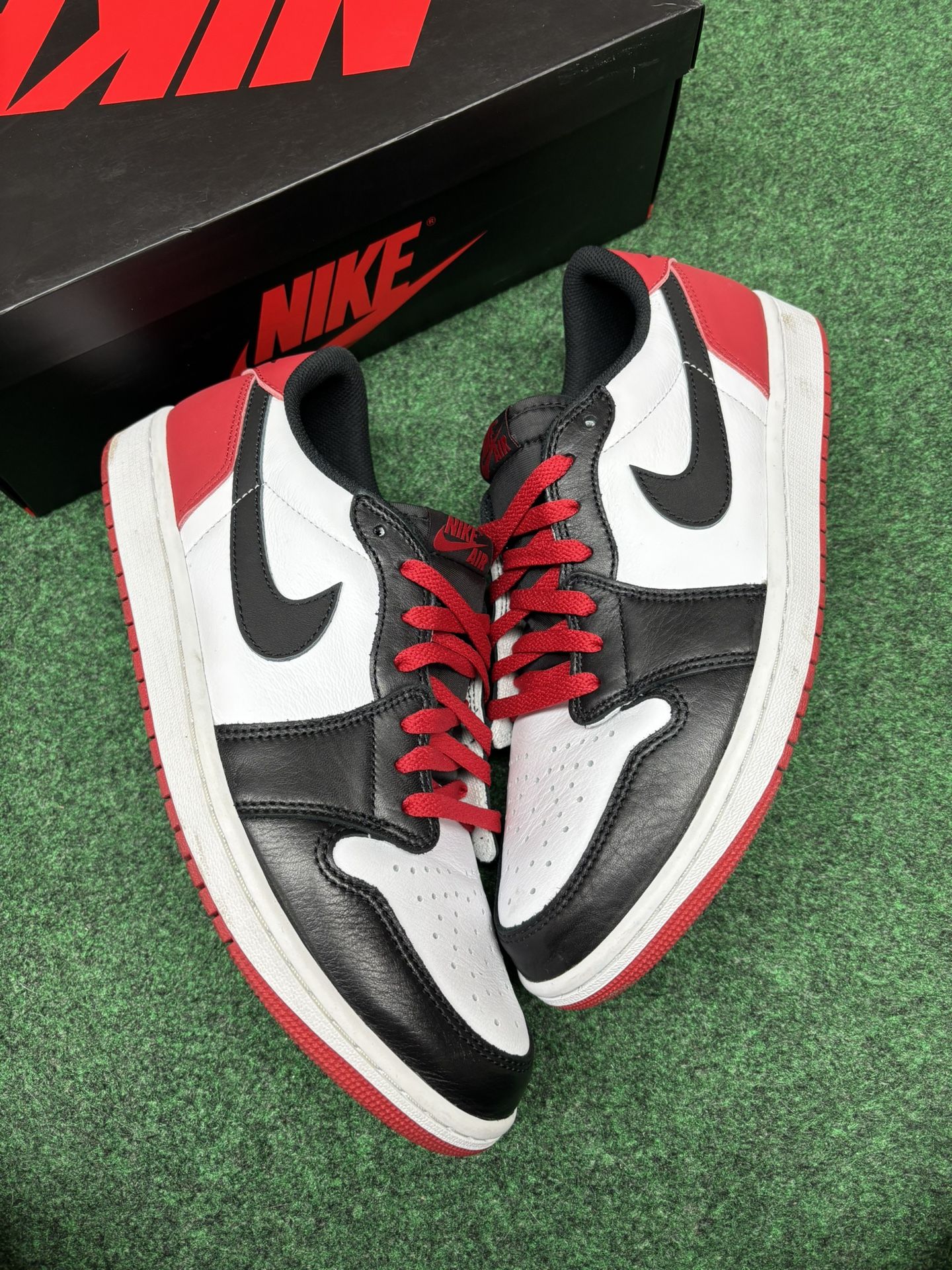 JORDAN 1 LOW BLACK TOE 2023 SIZE 11