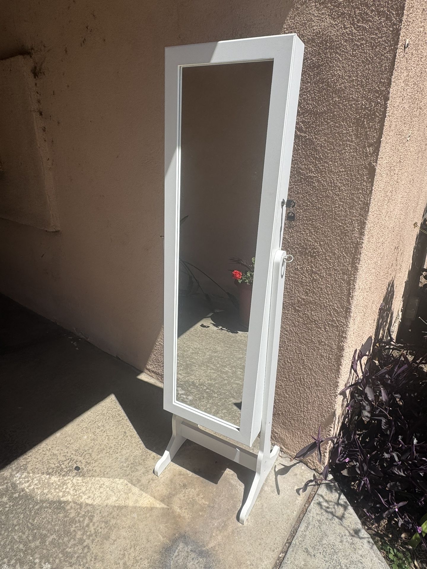 Freestanding Jewelry Armoire Cabinet - Great condition!