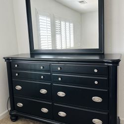 Chest Dresser With Mirror