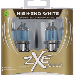 Silverstar zXe Gold Mini Bulb With Headlights 9005 Gold