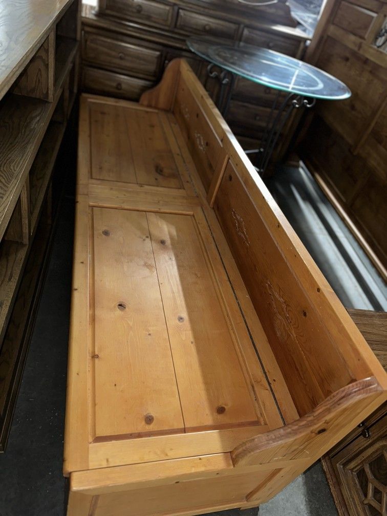 Storage Bench 