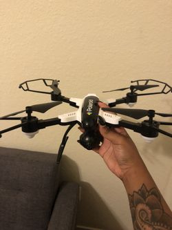 Polaroid PL2600 drone