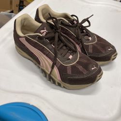 Womens Puma Shoes 7.5