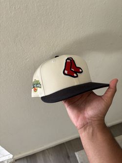 Fitted hat
