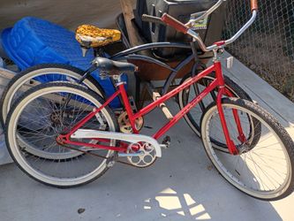 Schwinn Beach Cruiser.