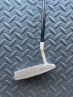 Scotty Cameron Super Select Newport 2+