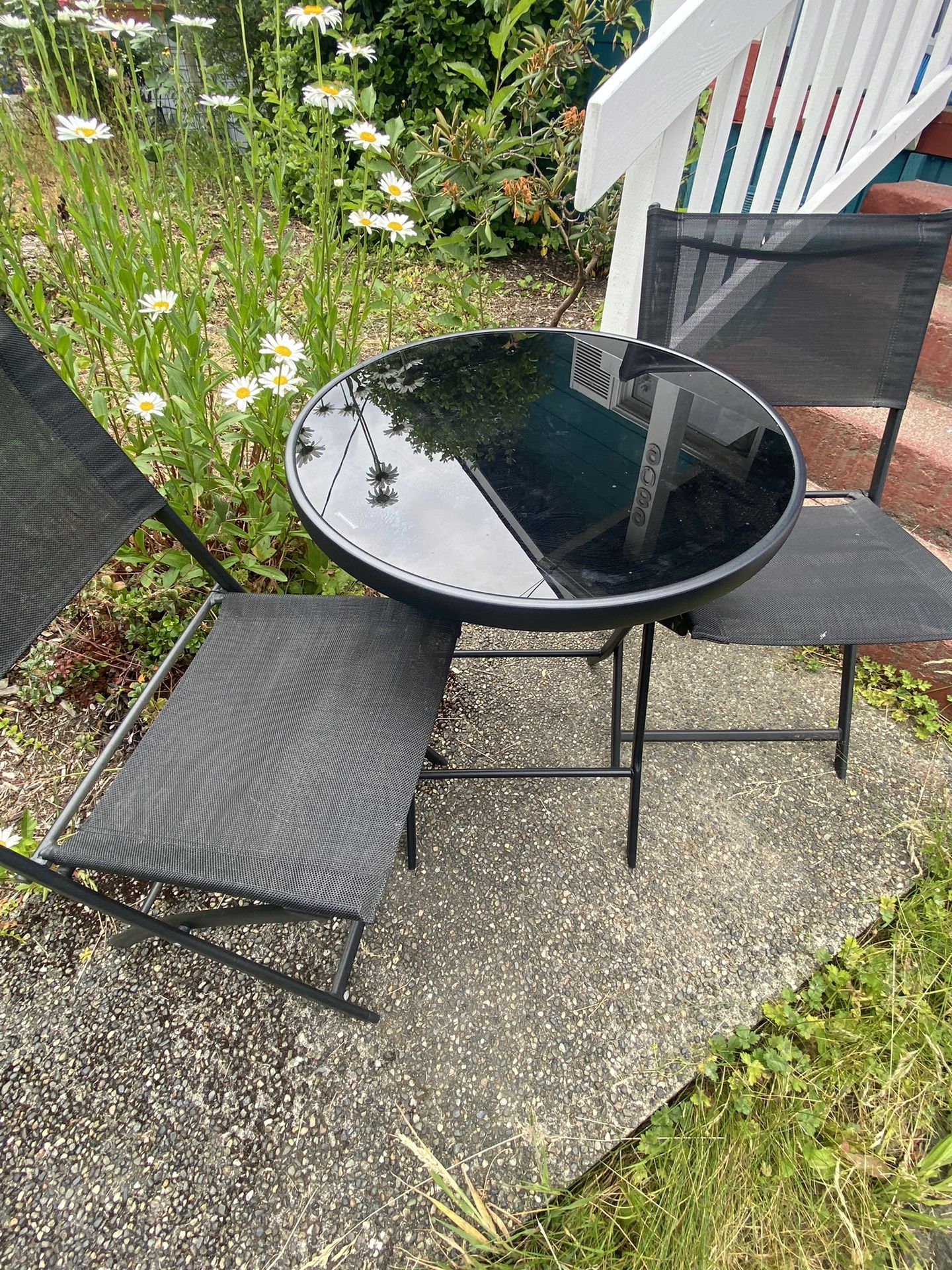 Bistro Set (Folding table & 2 Chairs)