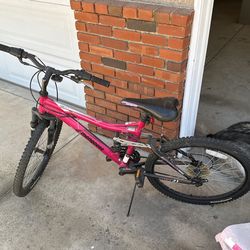 Mongoose Bicycle 21 Speed