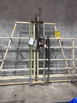 Vertical panel saw
