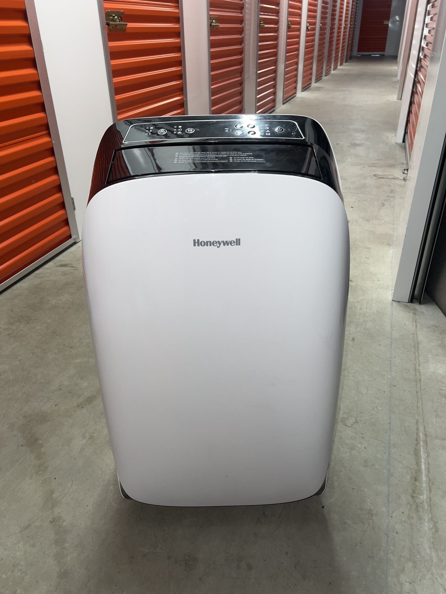 Honeywell Portable Air Conditioner - 550 sq ft