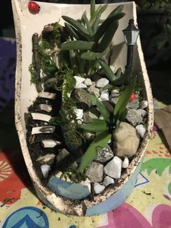 Mini fairy garden, different prices, I’ll be glad to help you, ask me.