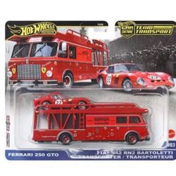 Hot Wheels Team Transport Ferrari 250 GTO / Fiat 642 RN2 Bartoletti  