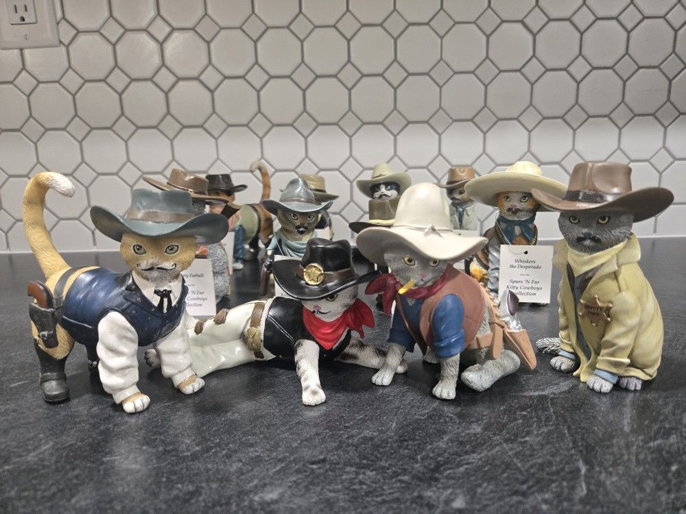 Lot Of 12 Hamilton Collection Spurs N Fur Kitty Cowboys Collection Figurines