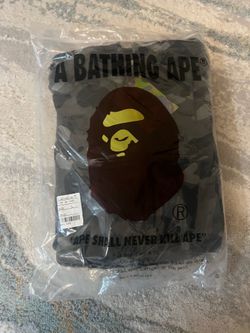 Black camo bape shark hoodie size L brand new